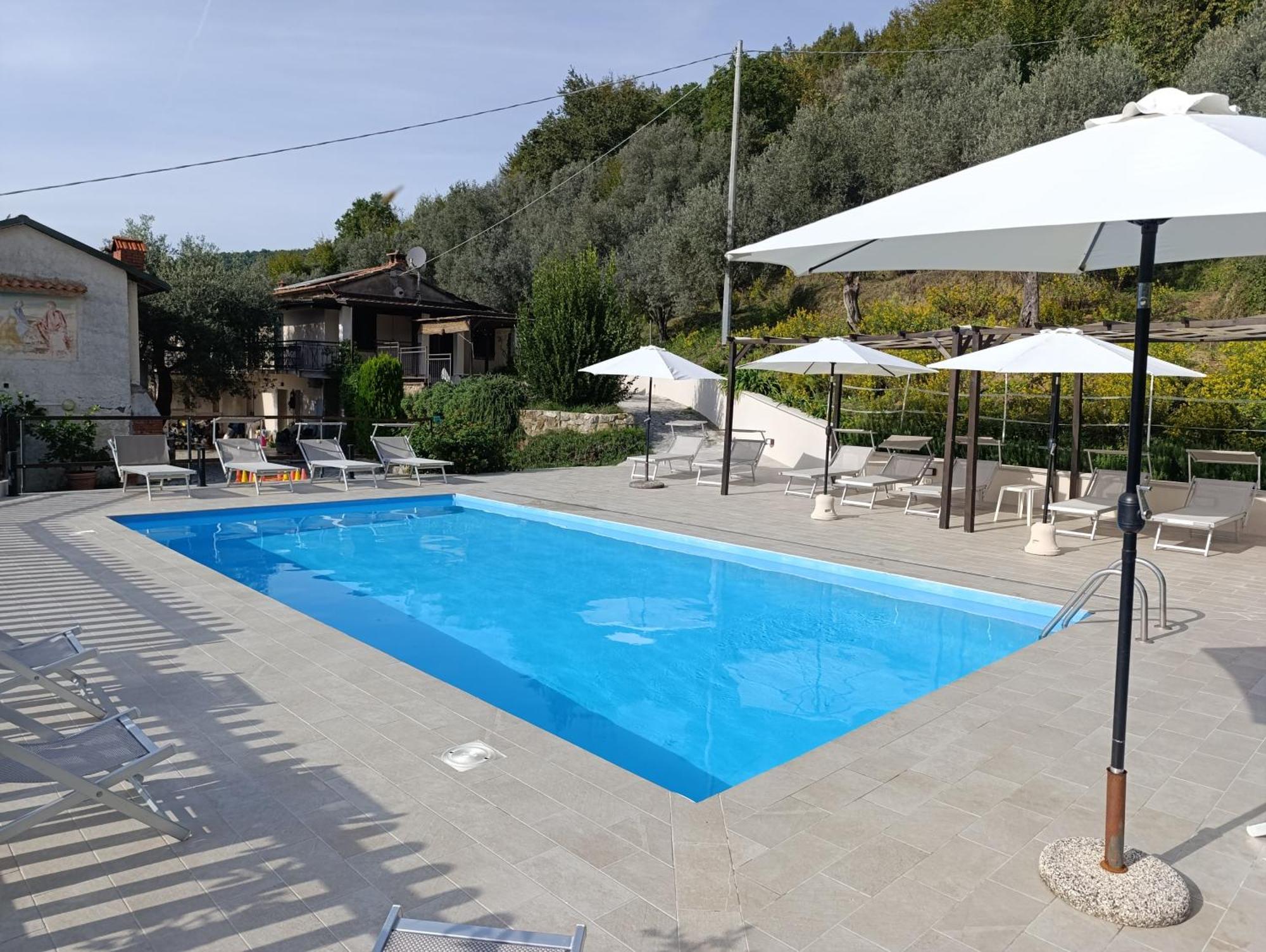 Fattoria Cristina Bilo Rosa Villa Castelnuovo Magra Kültér fotó